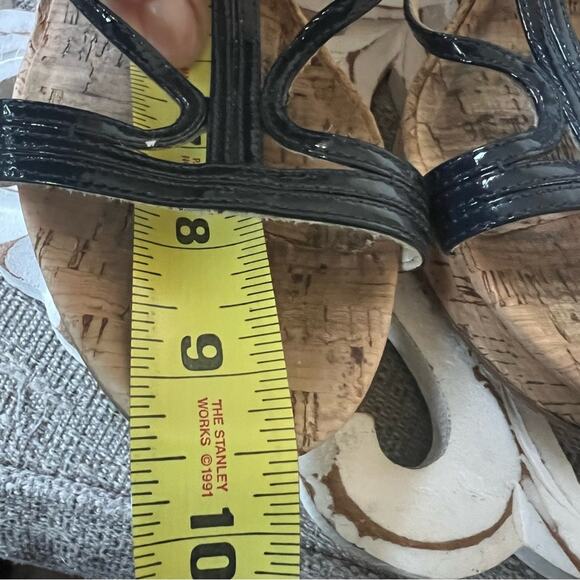 Michael Kors Navy Patent Leather Wedge Heels Sandals 6 - Picture 9 of 10